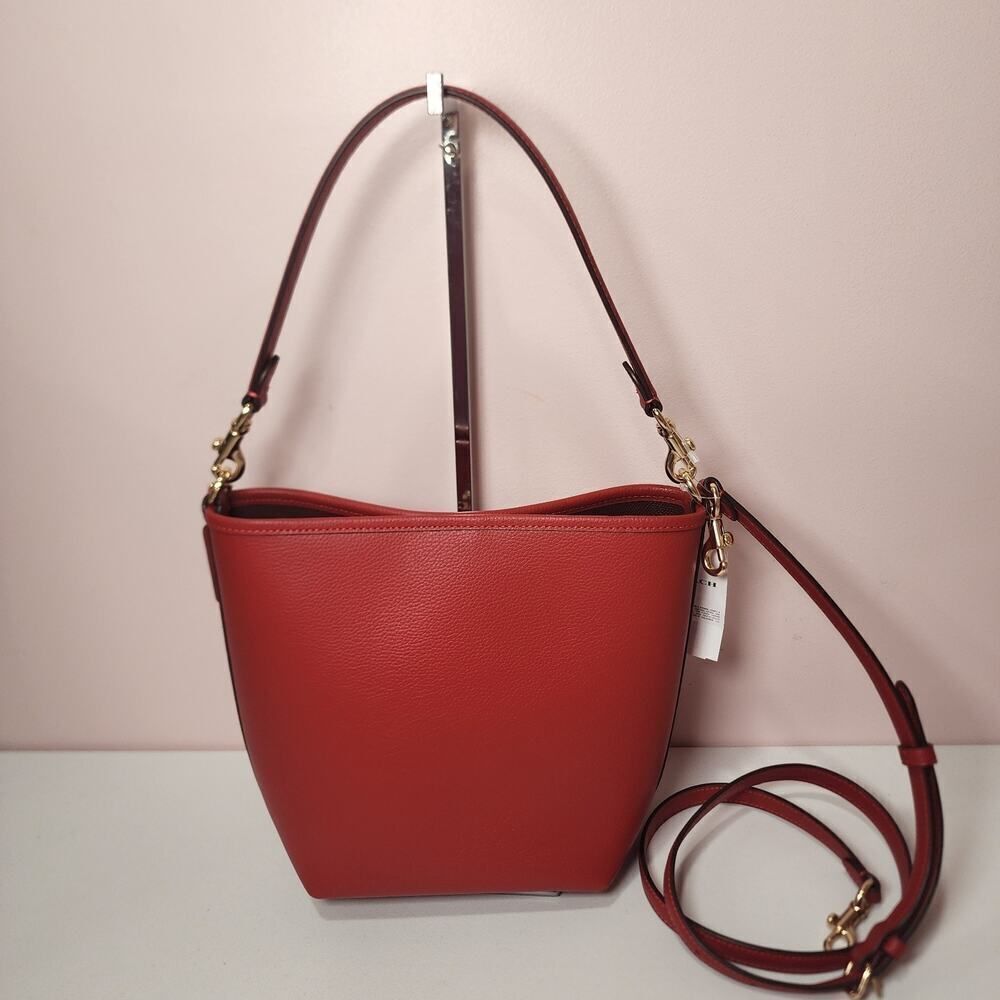 NWT COACH CT801 City Bucket Leather Bag Purse Bold Red/ Gold - Picture 4 of 8